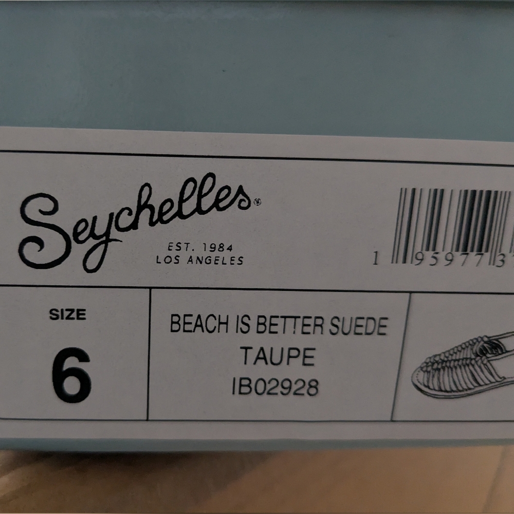 SEYCHELLES | BNIB Beach is Better Suede Sandals - Picture 3 of 3